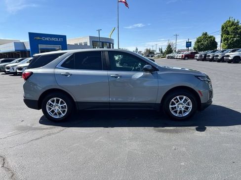 Used 2024 Chevrolet Equinox LT AWD/4WD image 7