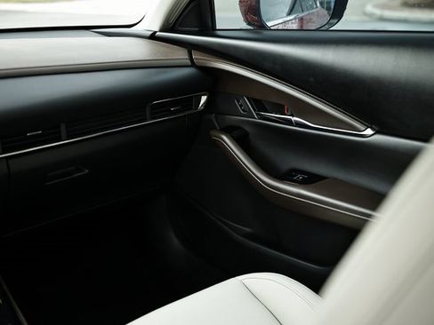 Used 2023 MAZDA CX-30 AWD 2.5 S w/ Premium Package image 30