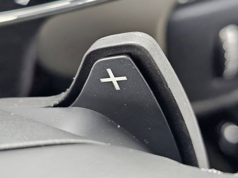 Used 2024 Lincoln Corsair Reserve w/ Equipment Group 201A image 11