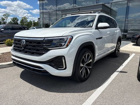 Used 2024 Volkswagen Atlas SEL Premium R-Line AWD/4WD image 26