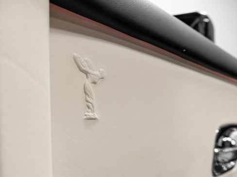 Used 2019 Rolls-Royce Phantom Sedan image 72