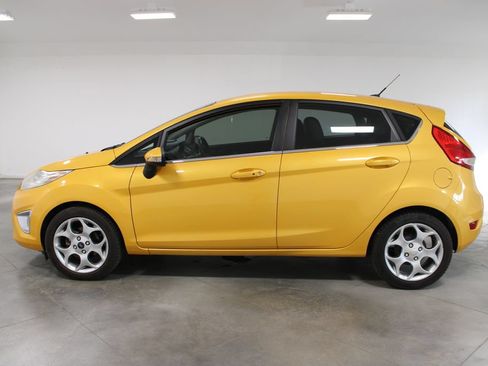 Used 2011 Ford Fiesta SES w/ 301A Rapid Spec Order Code FWD image 6