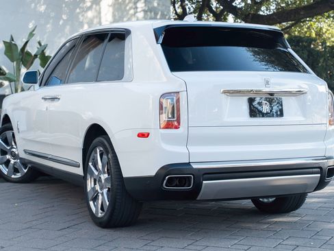 Certified 2021 Rolls-Royce Cullinan image 49