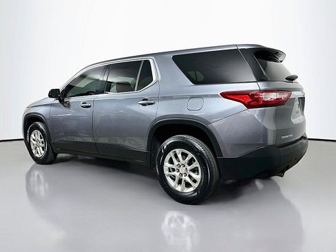 Used 2020 Chevrolet Traverse LS FWD image 5