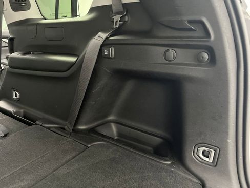 Used 2023 Jeep Grand Cherokee L Laredo image 38