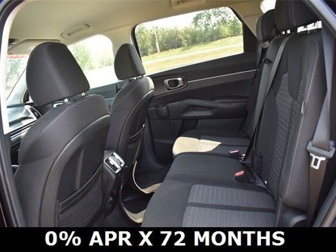 New 2025 Kia Sorento LX image 16