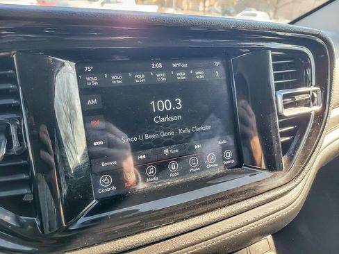 Used 2021 Dodge Durango SXT image 12