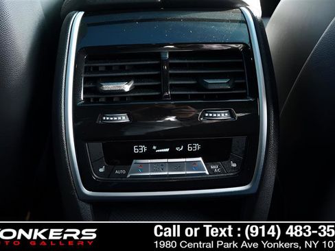 Used 2024 BMW X6 xDrive40i w/ Premium Package image 57