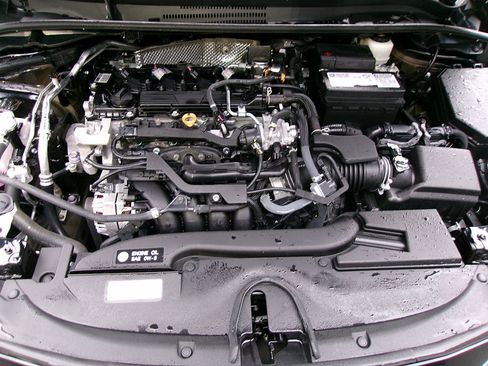 Used 2024 Toyota Corolla LE image 8