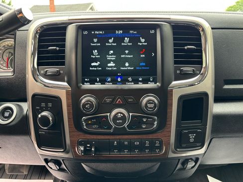 Used 2018 RAM 3500 Laramie w/ Snow Chief Group AWD/4WD image 30