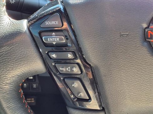 Used 2023 Nissan Frontier PRO-4X w/ Pro-4X Premium Package image 16