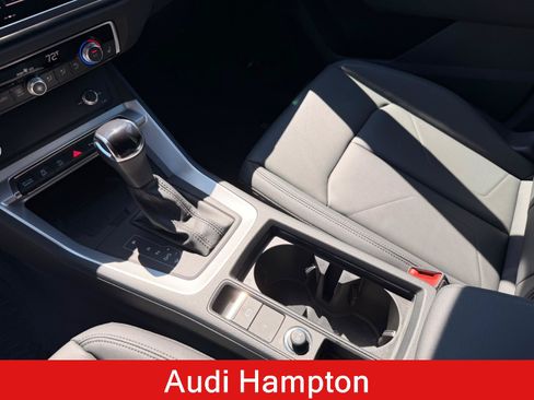 Used 2025 Audi Q3 2.0T Premium w/ Convenience Package AWD/4WD image 16