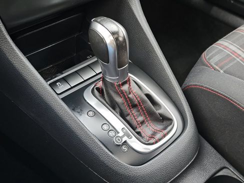 Used 2012 Volkswagen GTI 4-Door FWD image 25