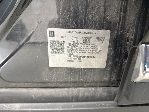 Used 2017 Chevrolet Bolt LT FWD image 11