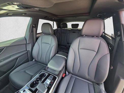 New 2026 Audi Q8 Premium Plus image 16