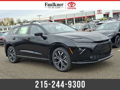 New 2025 Toyota Crown Signia