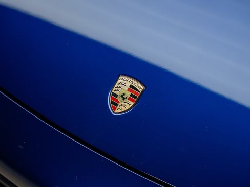 Used 2020 Porsche 911 Carrera S RWD image 5