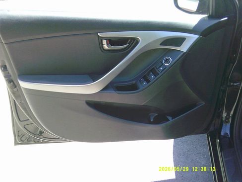 Used 2013 Hyundai Elantra Limited FWD image 13
