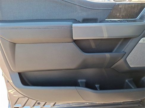 Used 2022 Ford F150 Lariat w/ Equipment Group 502A High image 12