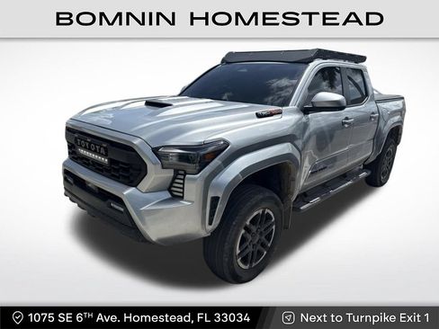 Used 2024 Toyota Tacoma TRD Sport RWD image 1