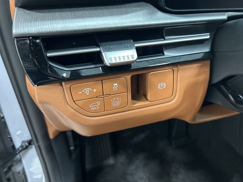 New 2026 Kia Sportage X-Line AWD/4WD image 13