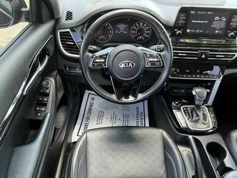 Used 2021 Kia Seltos EX AWD/4WD image 12