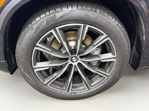 Used 2022 BMW X5 xDrive40i w/ M Sport Package AWD/4WD image 33