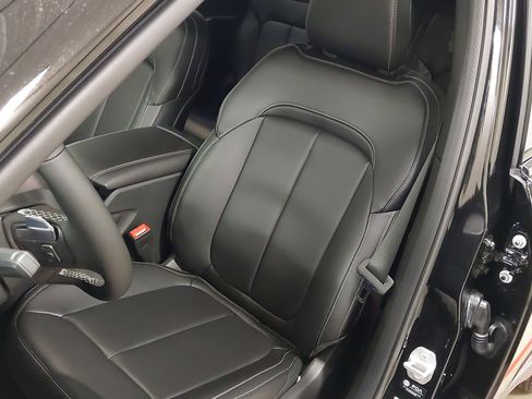 New 2025 Jeep Grand Cherokee L Limited image 22