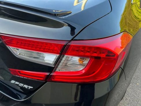 Used 2019 Honda Accord Sport image 30