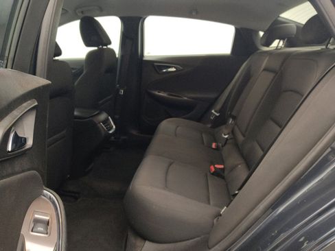 Used 2021 Chevrolet Malibu LT FWD image 18