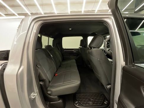 Used 2025 RAM 1500 Big Horn AWD/4WD image 25