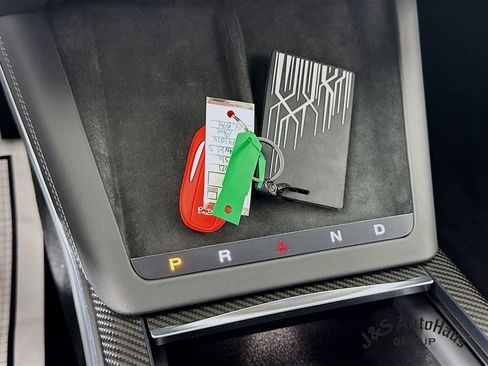 Used 2021 Tesla Model S Plaid image 22
