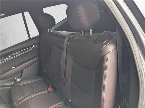 Used 2020 Cadillac XT6 Premium Luxury image 17