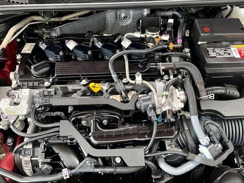 Used 2025 Toyota Corolla SE FWD image 32