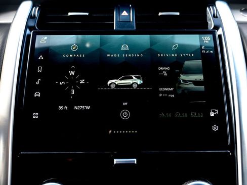 Certified 2024 Land Rover Discovery Dynamic SE image 23