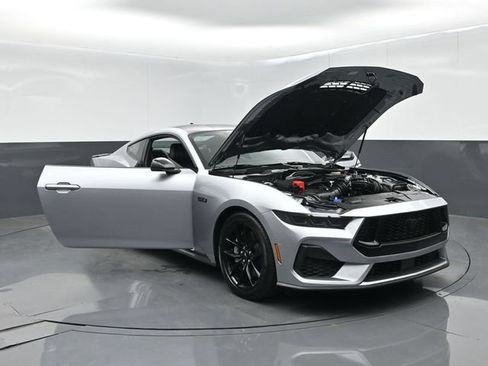 Used 2025 Ford Mustang GT Premium RWD image 59