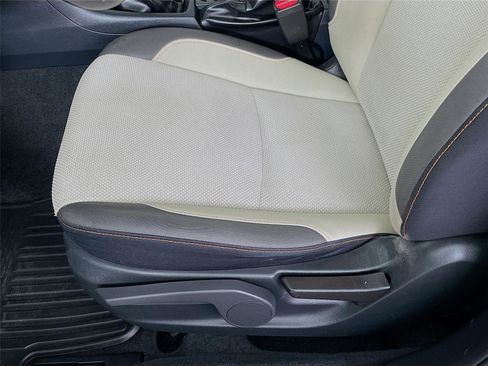 Used 2016 Subaru Crosstrek 2.0i Premium image 21