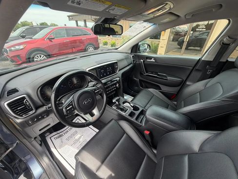 Used 2020 Kia Sportage EX AWD/4WD image 18