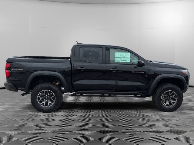 New 2026 Chevrolet Colorado ZR2 w/ Technology Package AWD/4WD image 6