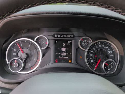 New 2026 RAM 3500 Big Horn AWD/4WD image 34