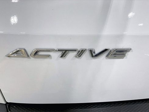 Used 2024 Ford Escape Active w/ Cold Weather Package image 8