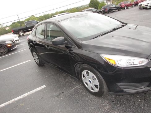 Used 2016 Ford Focus S image 35