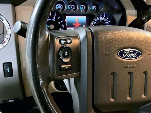 Used 2014 Ford F250 Lariat w/ Chrome Package image 21
