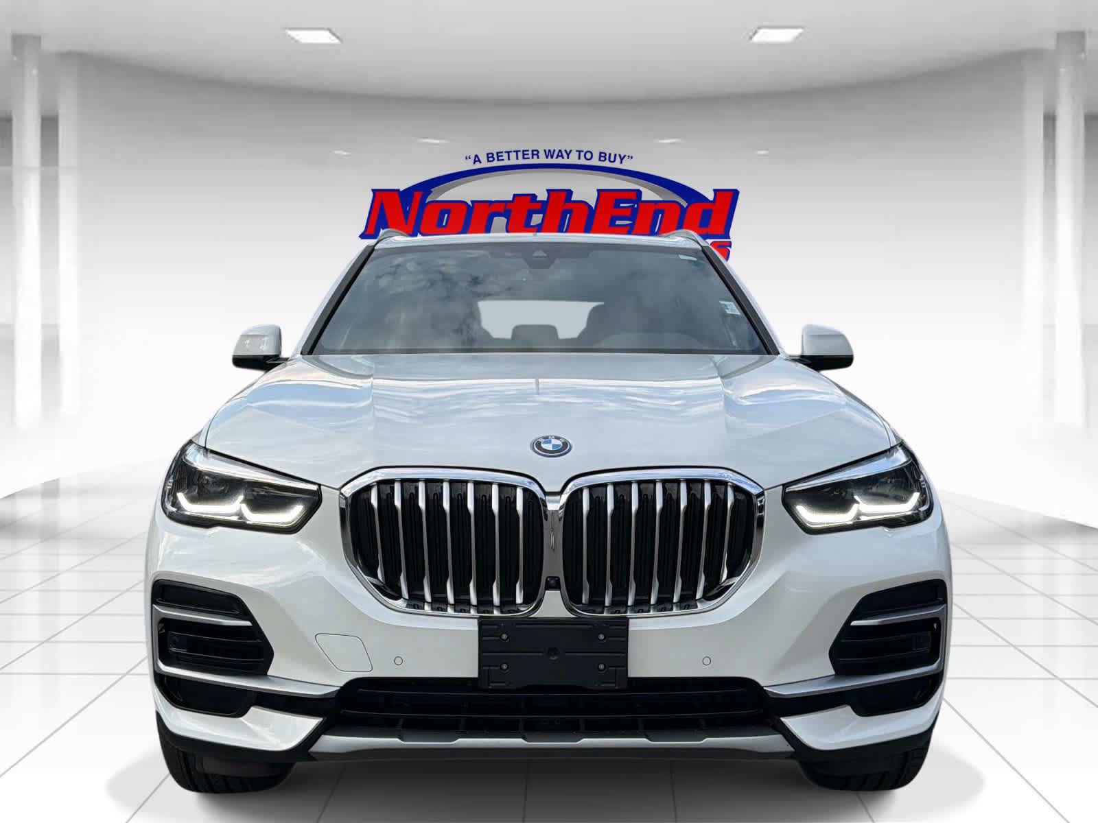 Used 2023 BMW X5 xDrive45e w/ Parking Assistance Package AWD/4WD image 8
