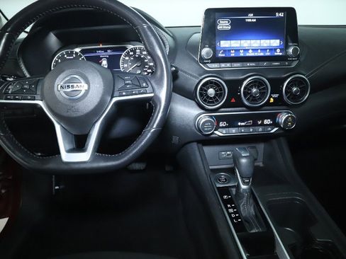 Certified 2021 Nissan Sentra SV FWD image 26