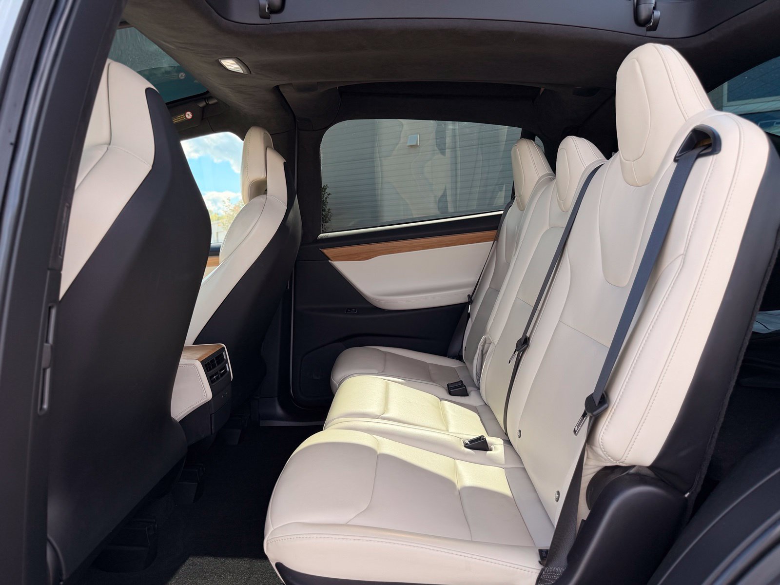 Used 2019 Tesla Model X 75D AWD/4WD image 28