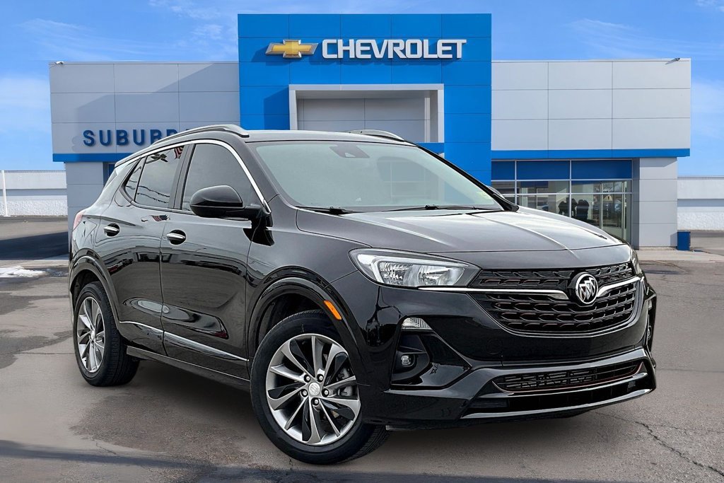 Used 2022 Buick Encore GX Select w/ Sport Touring Package FWD image 2