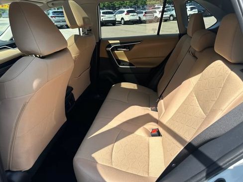 Used 2024 Toyota RAV4 XLE w/ Convenience Package AWD/4WD image 18