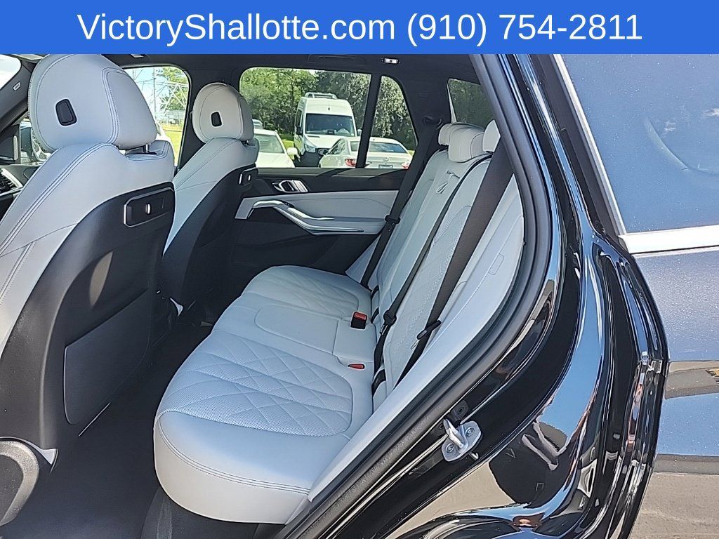 Used 2025 BMW X5 sDrive40i w/ Premium Package RWD image 29