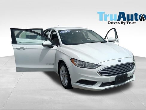 Used 2018 Ford Fusion S FWD image 9